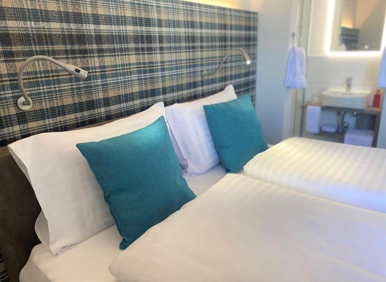 Hotel Schweizerhof Ветцикон Екстериор снимка