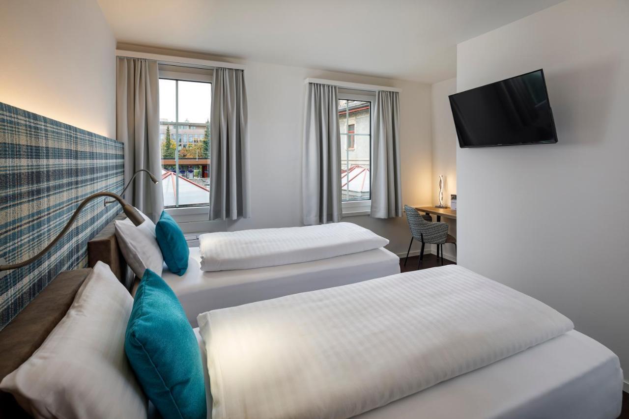 Hotel Schweizerhof Ветцикон Екстериор снимка